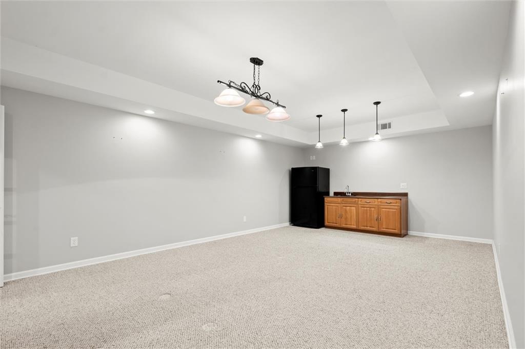 Woodstock, Georgia, 30188, United States, 6 Bedrooms Bedrooms, ,5 BathroomsBathrooms,Residential,For Sale,2009227