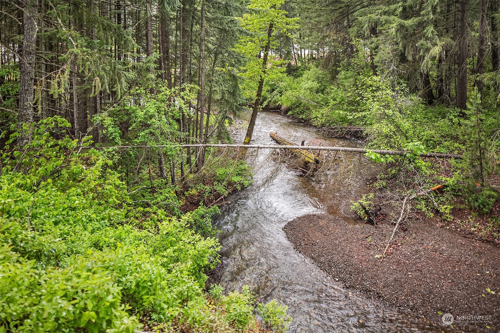 Easton, Washington, 98925, United States, 3 Bedrooms Bedrooms, ,3 BathroomsBathrooms,Residential,For Sale,1912346
