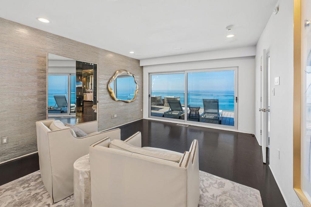 Encinitas, California, 92024, United States, 5 Bedrooms Bedrooms, ,7 BathroomsBathrooms,Residential,For Sale,2003398