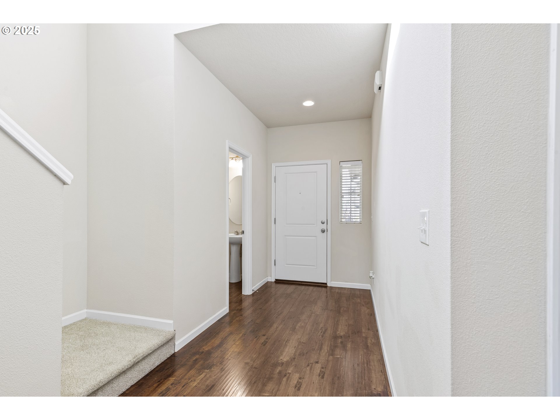 Ridgefield, Washington, 98642, United States, 4 Bedrooms Bedrooms, ,2 BathroomsBathrooms,Residential,For Sale,1970691