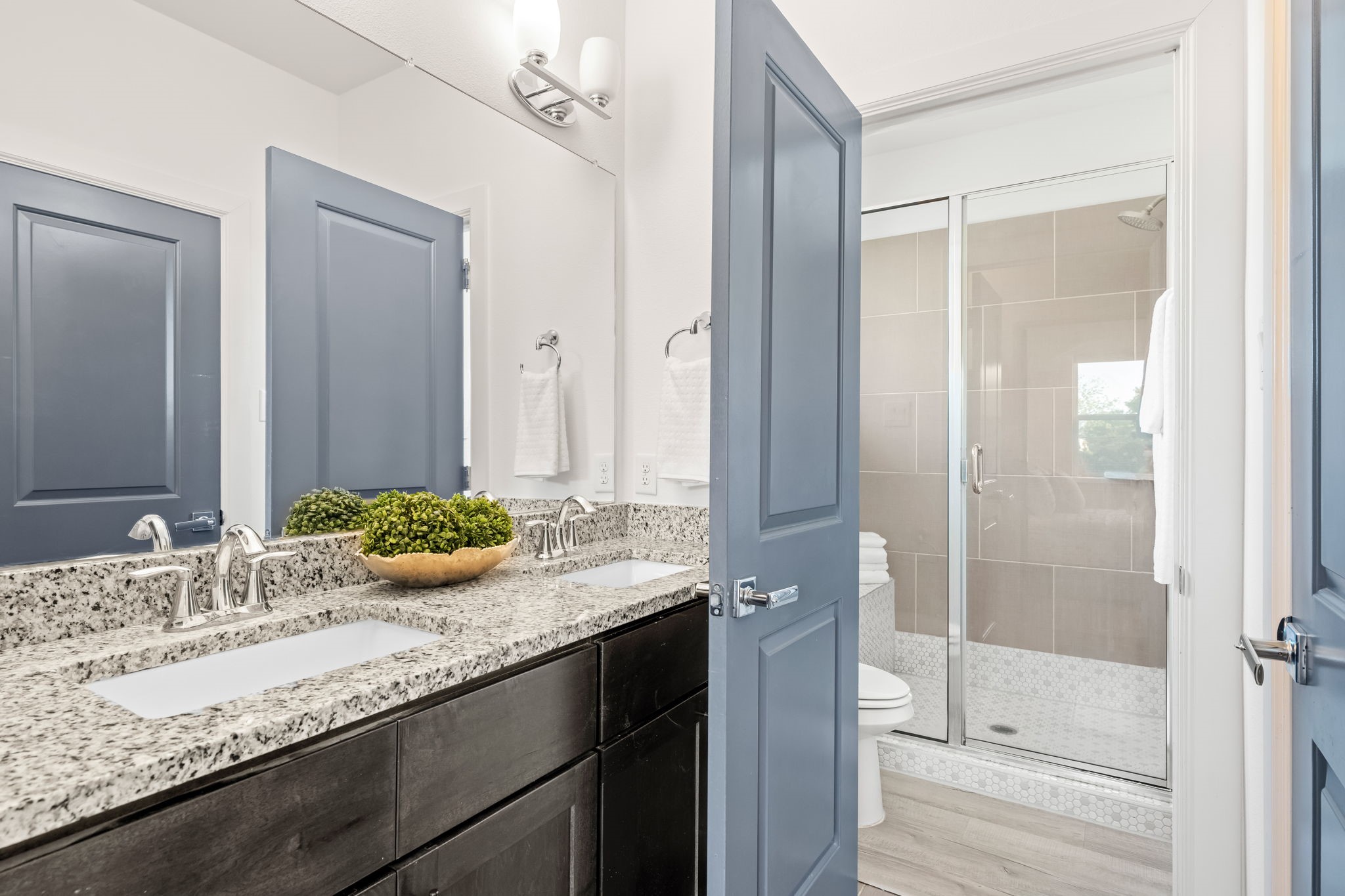  4534 Mimosa Drive - 物件實景