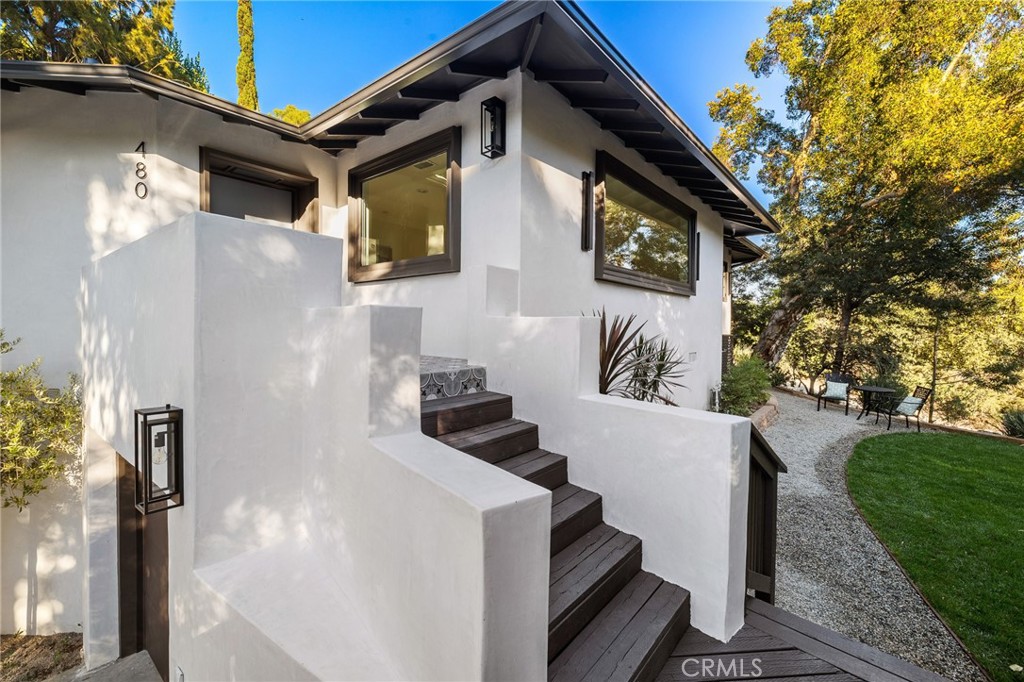 Pasadena, California, 91105, United States, 3 Bedrooms Bedrooms, ,3 BathroomsBathrooms,Residential,For Sale,1941593