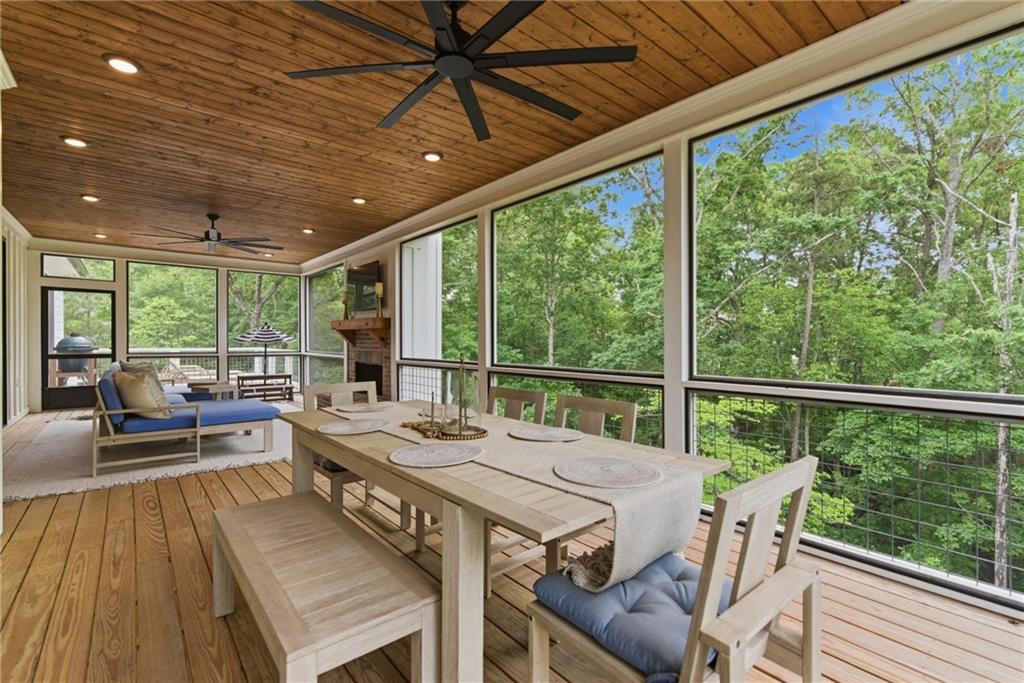 Waleska, Georgia, 30183, United States, 4 Bedrooms Bedrooms, ,4 BathroomsBathrooms,Residential,For Sale,2048996