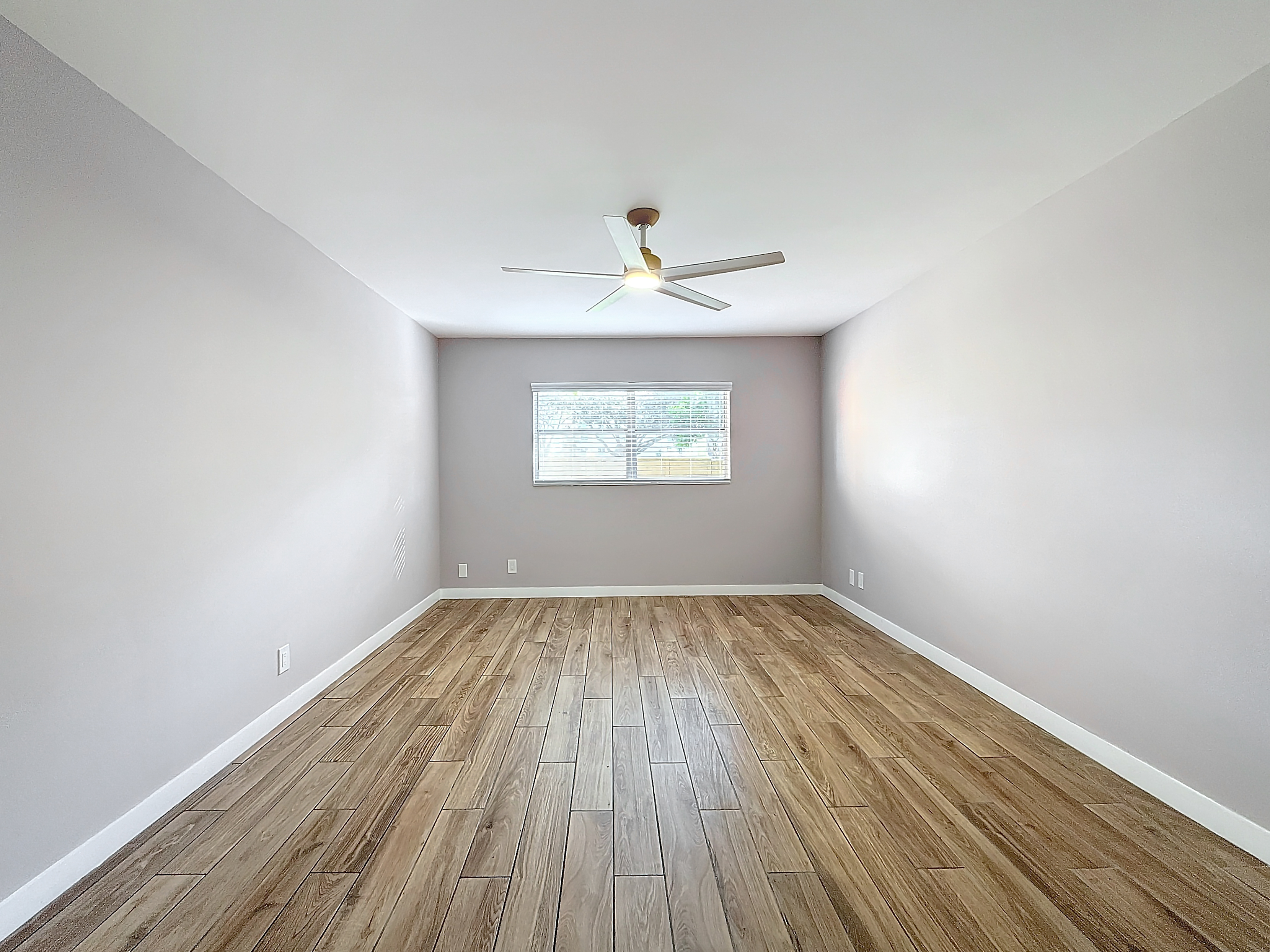  8818 W Mcnab Road, Tamarac, FL, 33321 - 物件實景