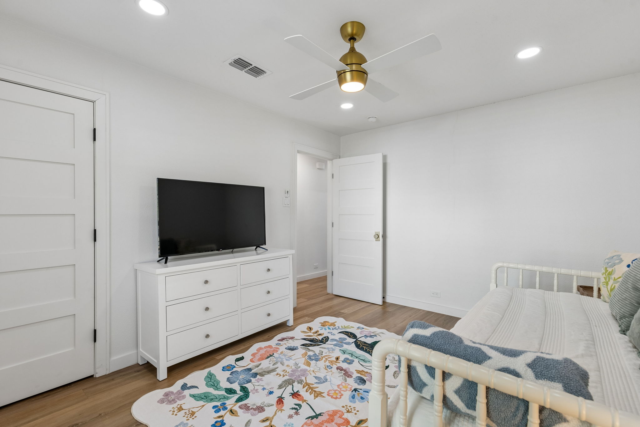  807 Largent Street, Mckinney, TX, 75069 - 物件實景