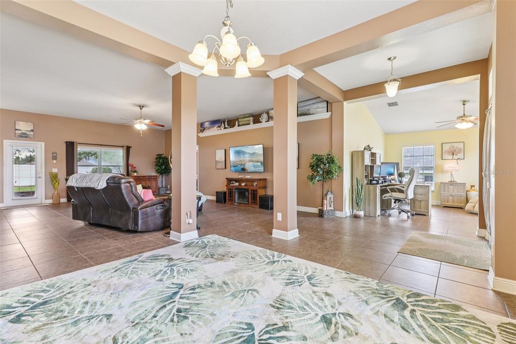 Clermont, Florida, 34715, United States, 4 Bedrooms Bedrooms, ,3 BathroomsBathrooms,Residential,For Sale,1896059