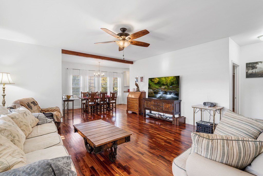 Hayesville, North Carolina, 28904, United States, 3 Bedrooms Bedrooms, ,3 BathroomsBathrooms,Residential,For Sale,2005507