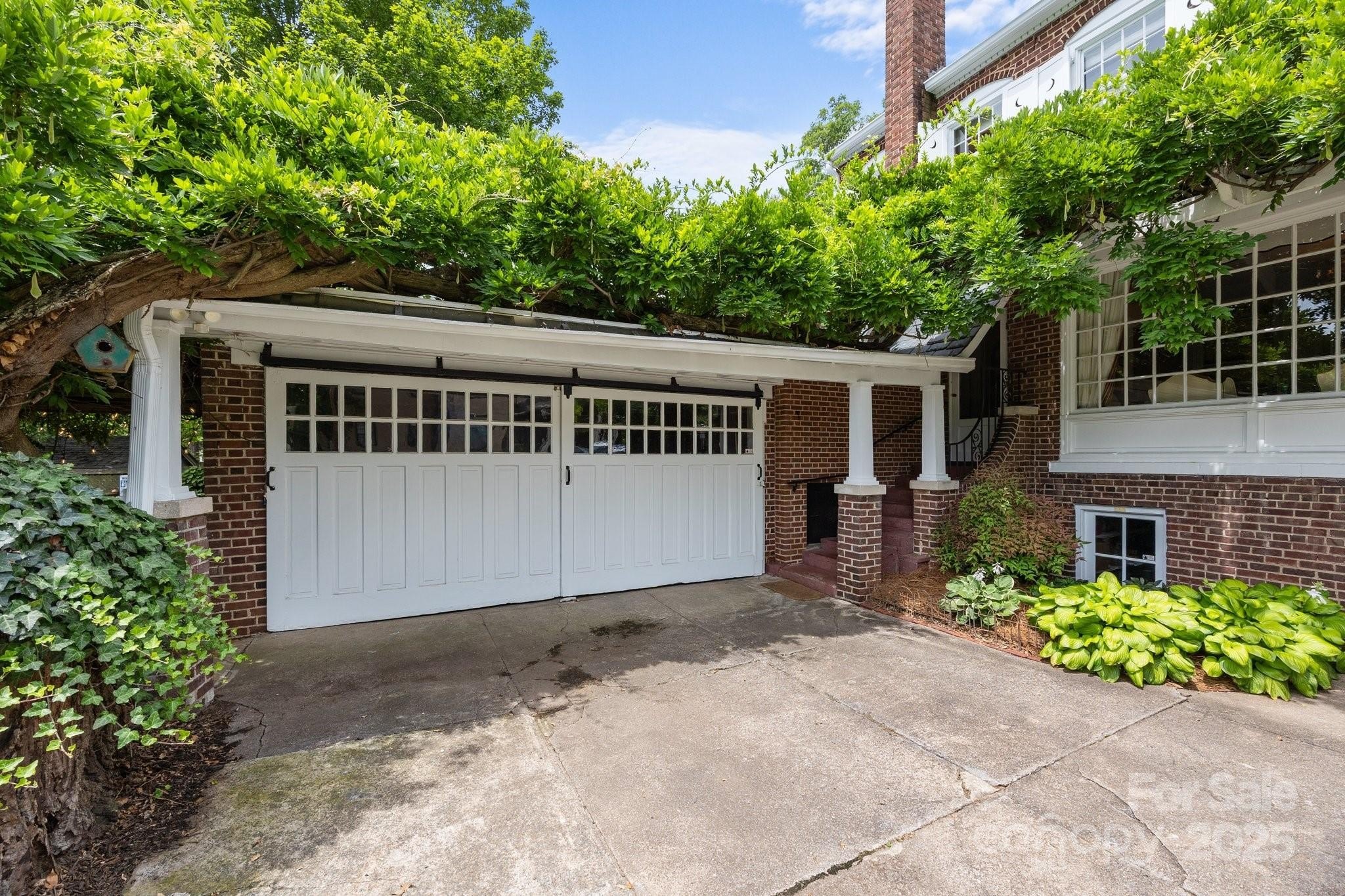Salisbury, North Carolina, 28144, United States, 5 Bedrooms Bedrooms, ,5 BathroomsBathrooms,Residential,For Sale,1887291