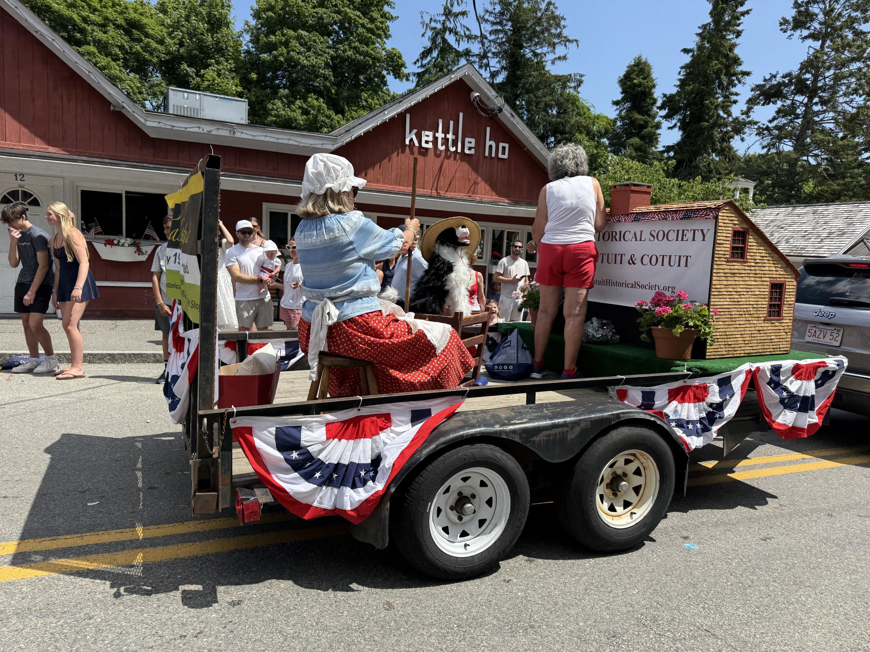 Cotuit, Massachusetts, 02635, United States, 4 Bedrooms Bedrooms, ,3 BathroomsBathrooms,Residential,For Sale,1965620