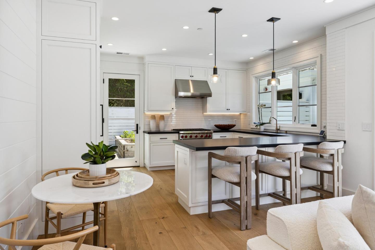Atherton, California, 94027, United States, 8 Bedrooms Bedrooms, ,11 BathroomsBathrooms,Residential,For Sale,1942052