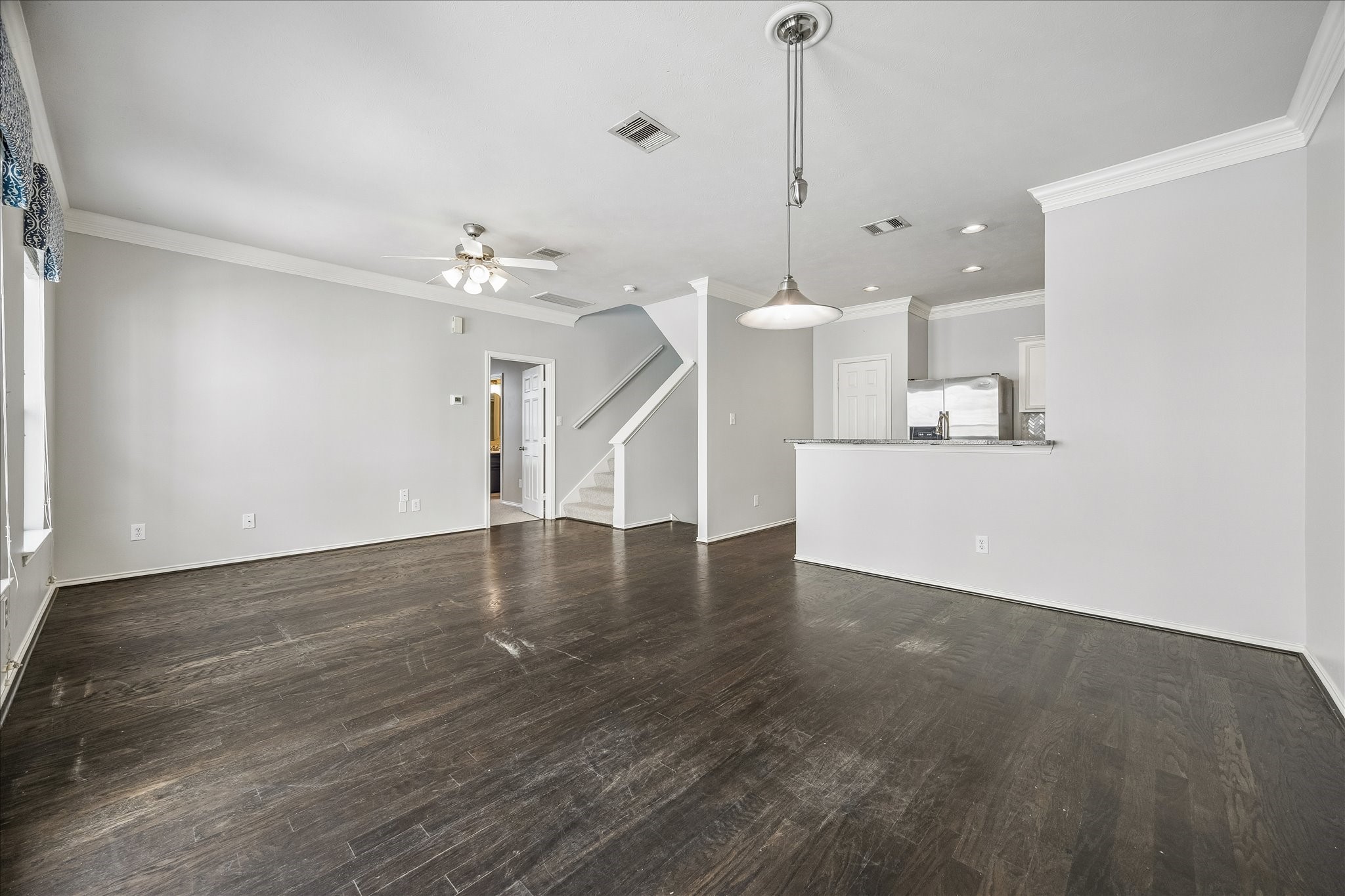  1624 W 25th Street B - 物件實景