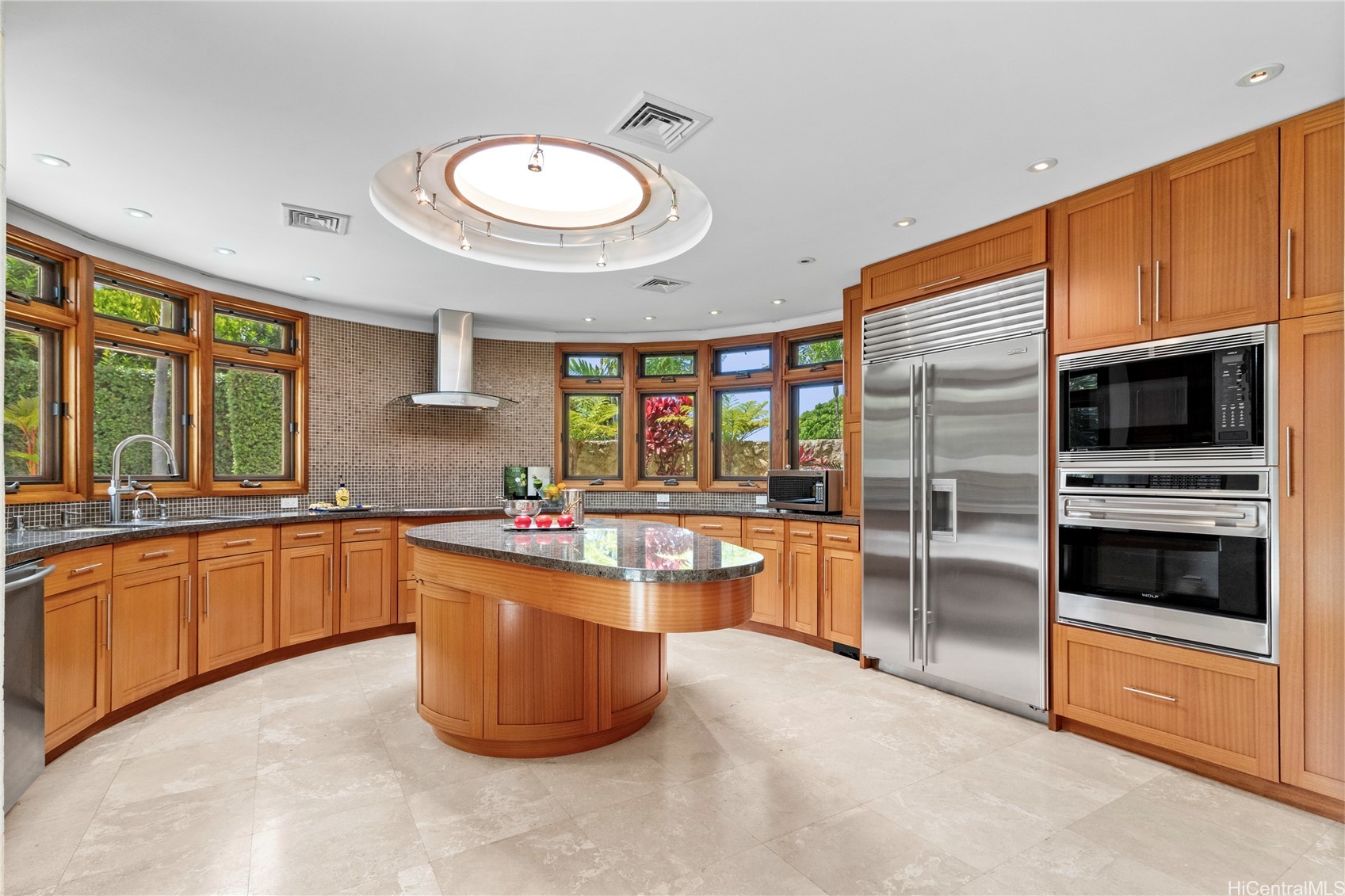 Honolulu, Hawaii, 96816, United States, 3 Bedrooms Bedrooms, ,3 BathroomsBathrooms,Residential,For Sale,1988153