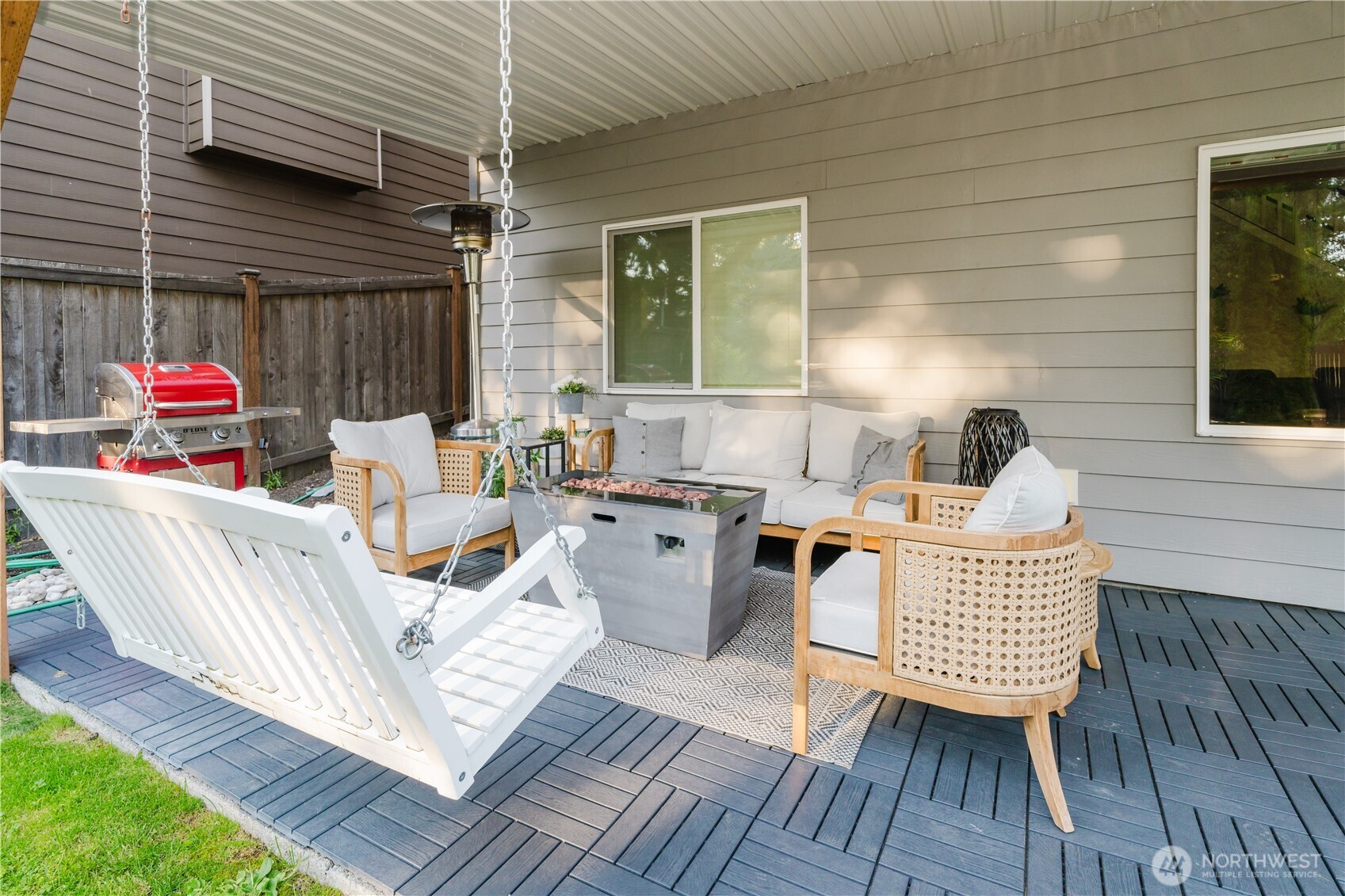 Bothell, Washington, 98021, United States, 5 Bedrooms Bedrooms, ,3 BathroomsBathrooms,Residential,For Sale,1900701
