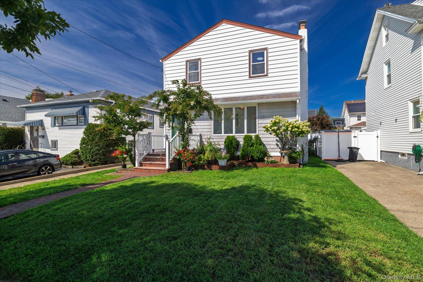 Windsor Pkwy, Oceanside, NY 11572 #1