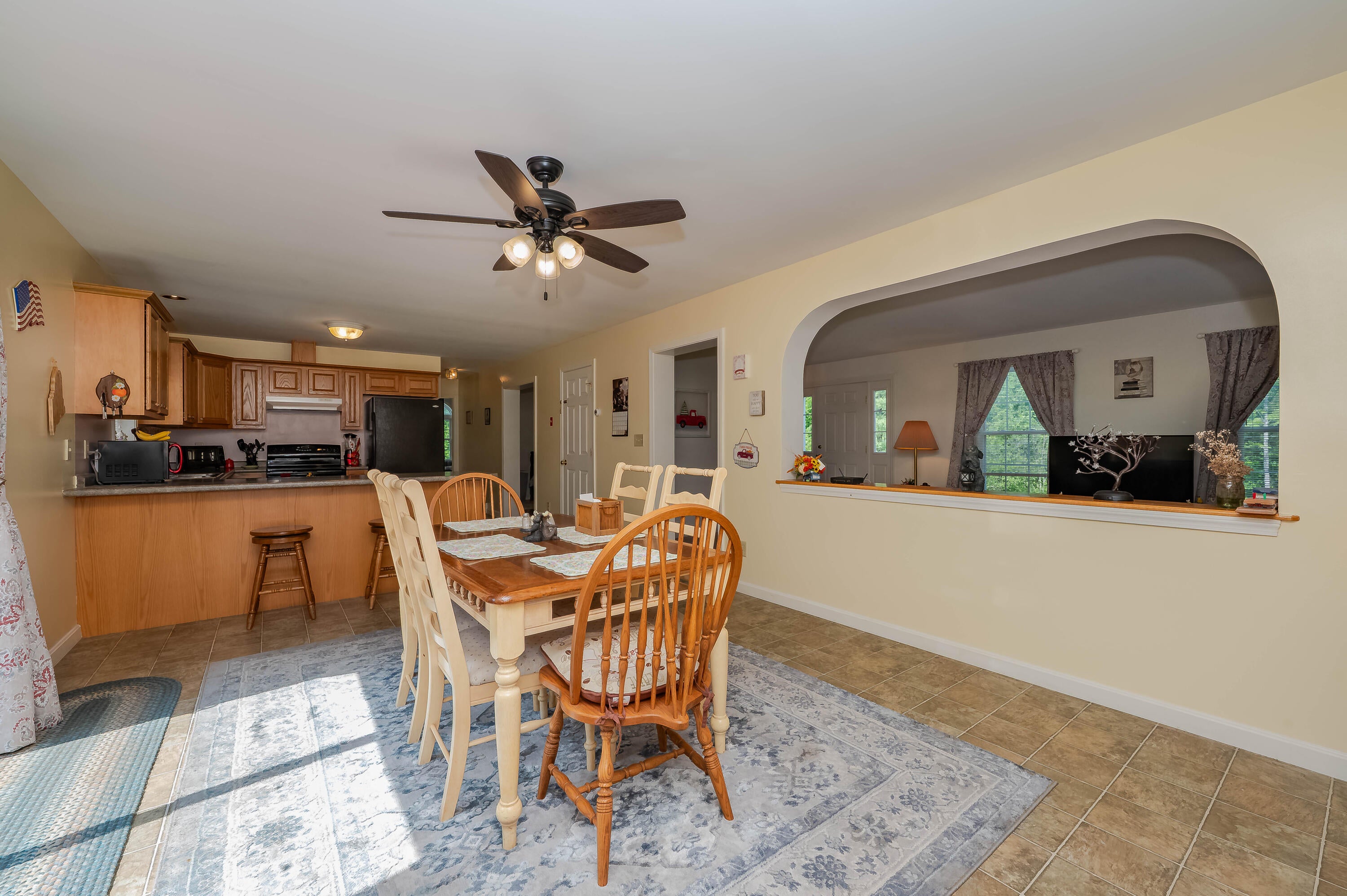 North Berwick, Maine, 03906, United States, 3 Bedrooms Bedrooms, ,3 BathroomsBathrooms,Residential,For Sale,1870422