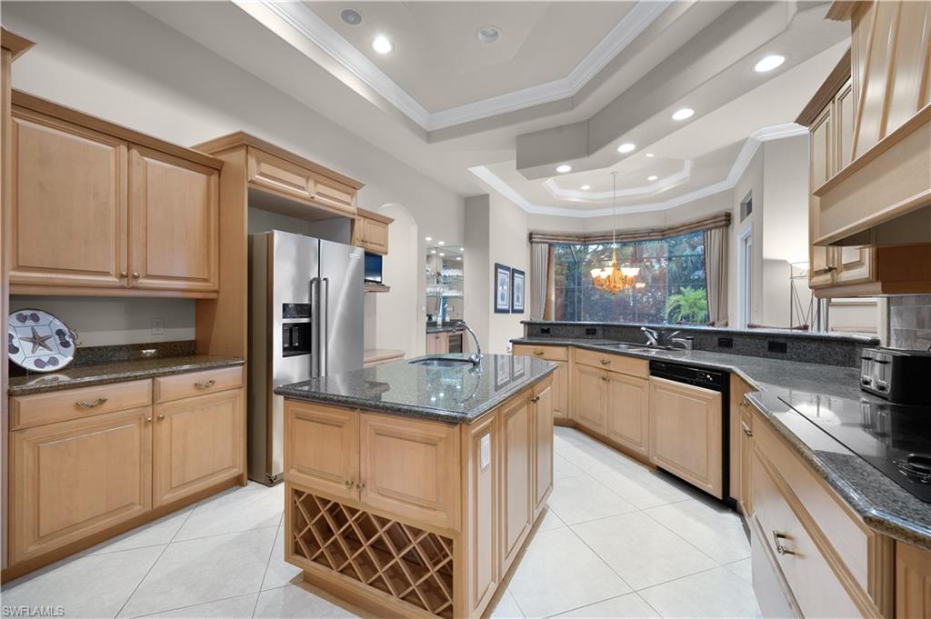 Naples, Florida, 34102, United States, 4 Bedrooms Bedrooms, ,4 BathroomsBathrooms,Residential,For Sale,1989384