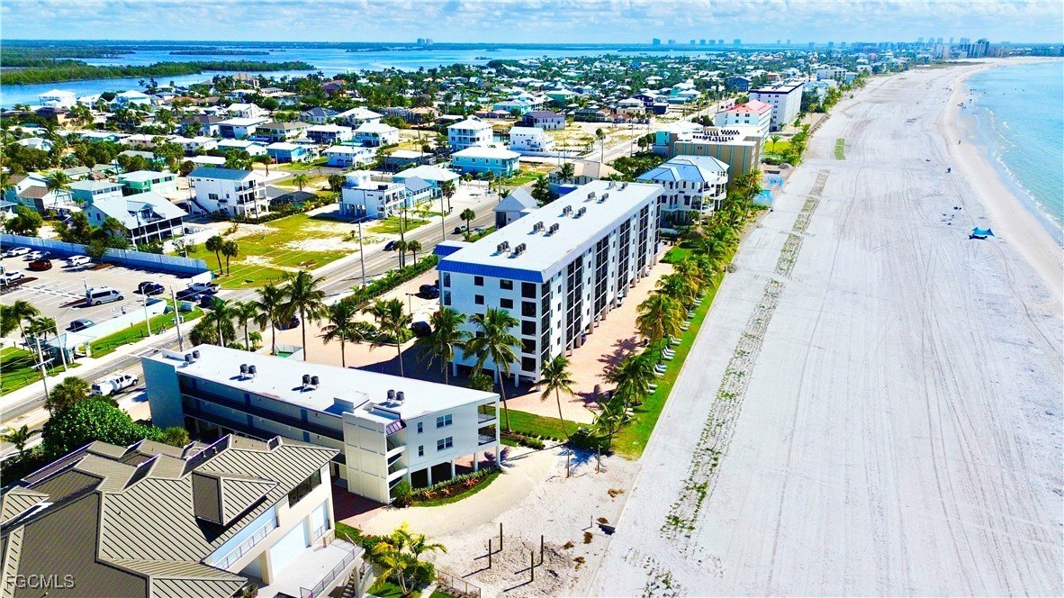 Fort Myers Beach, Florida, 33931, United States, 2 Bedrooms Bedrooms, ,2 BathroomsBathrooms,Residential,For Sale,1987327