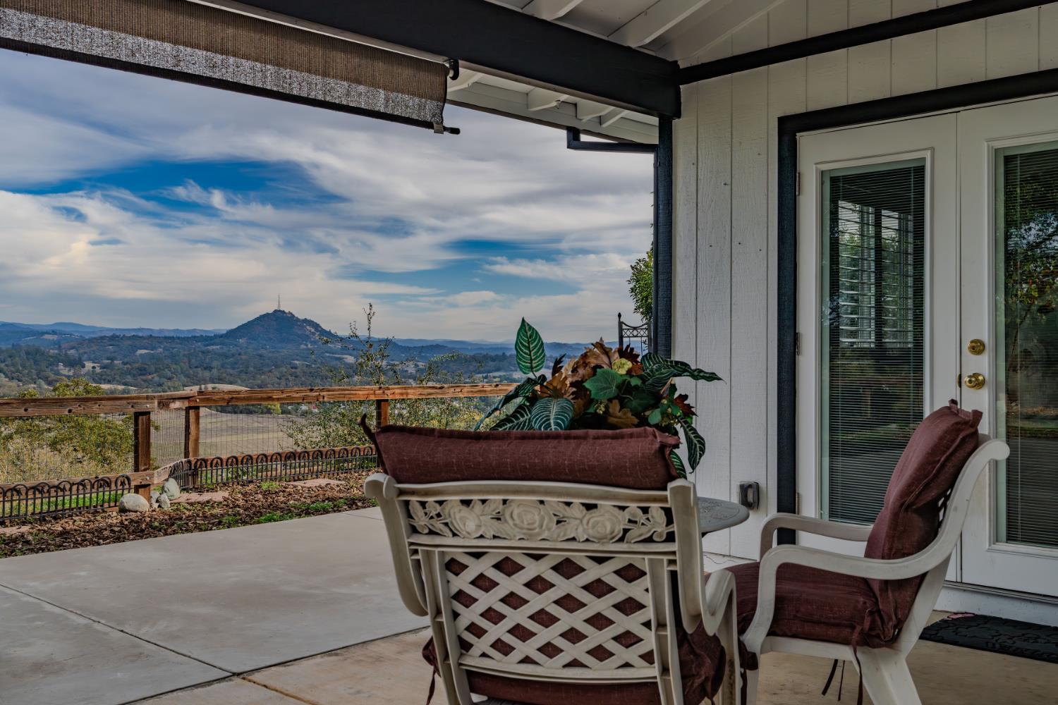 Jackson, California, 95642, United States, 3 Bedrooms Bedrooms, ,2 BathroomsBathrooms,Residential,For Sale,1992385