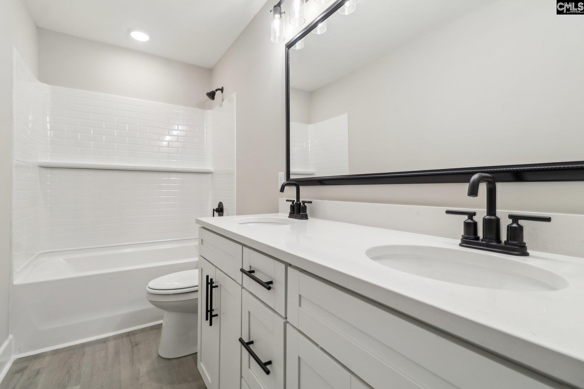 Chapin, South Carolina, 29036, United States, 5 Bedrooms Bedrooms, ,4 BathroomsBathrooms,Residential,For Sale,1868319