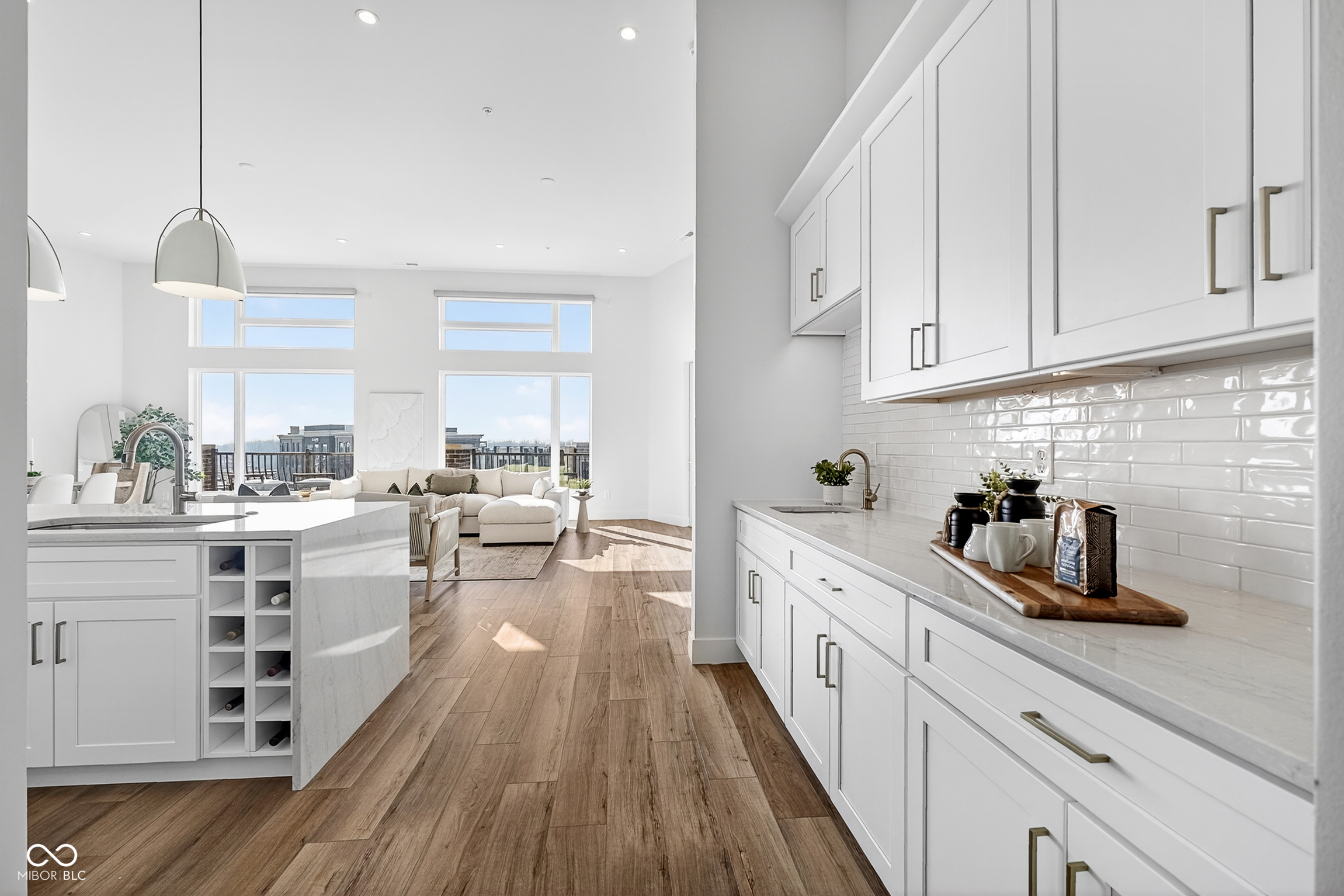 Carmel, Indiana, 46032, United States, 2 Bedrooms Bedrooms, ,3 BathroomsBathrooms,Residential,For Sale,1981116