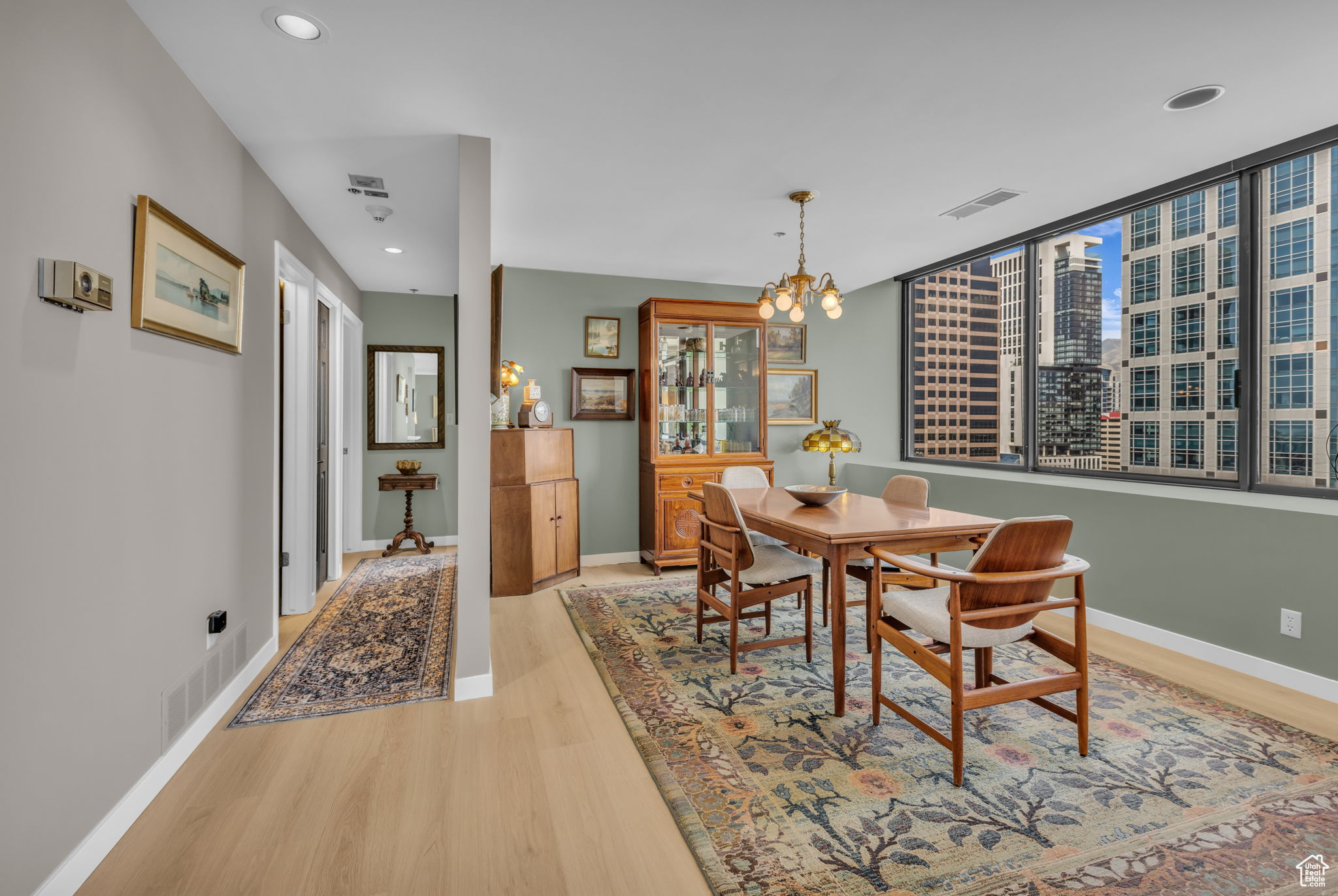 Salt Lake City, Utah, 84101, United States, 2 Bedrooms Bedrooms, ,1 BathroomBathrooms,Residential,For Sale,1898855