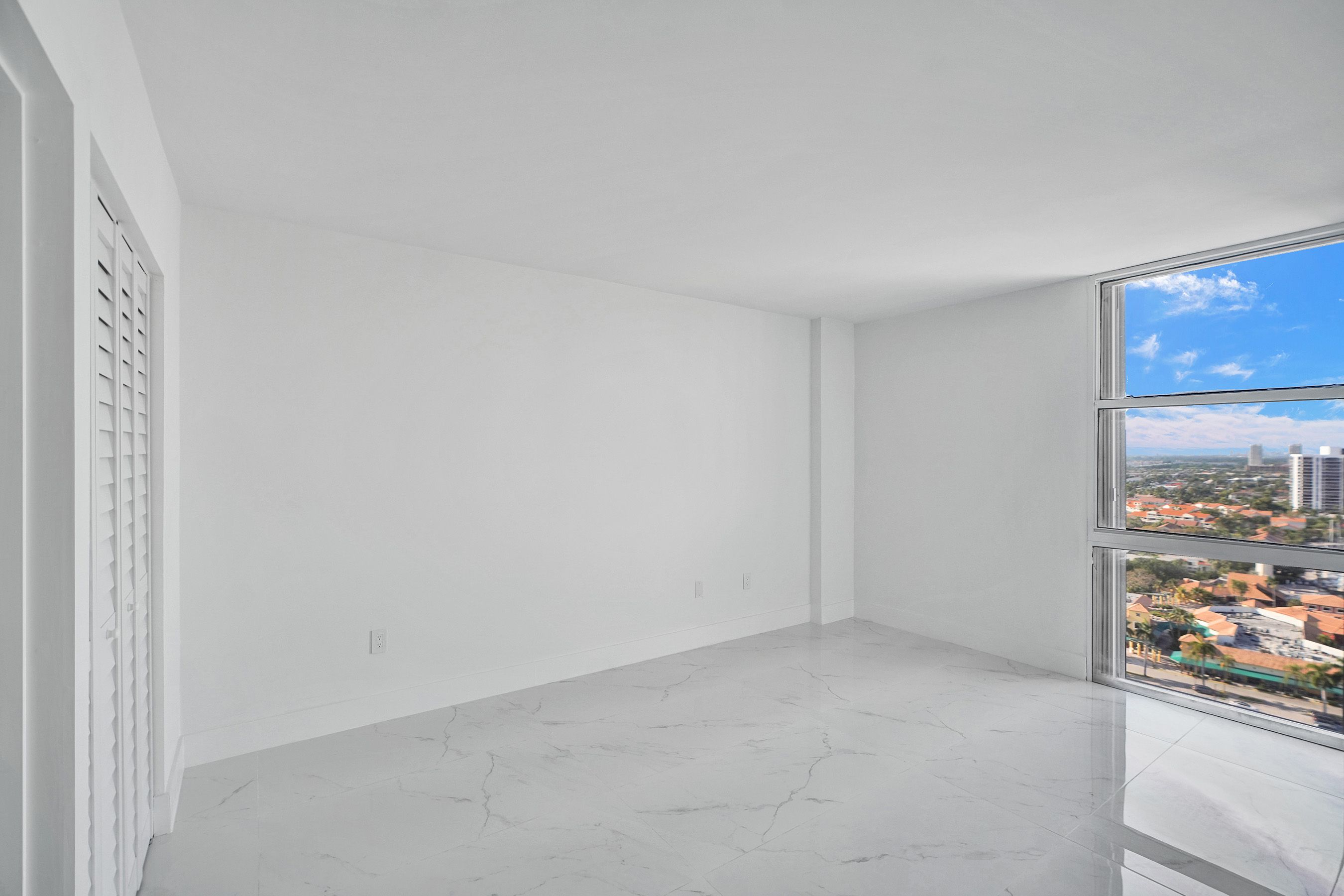 3625 N Country Club Dr, Aventura, FL, 33180 - 物件實景