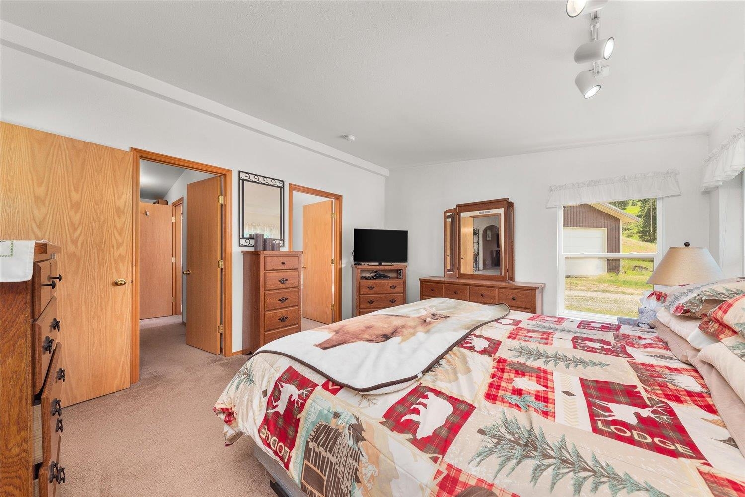 Chewelah, Washington, 99109, United States, 3 Bedrooms Bedrooms, ,2 BathroomsBathrooms,Residential,For Sale,1973712