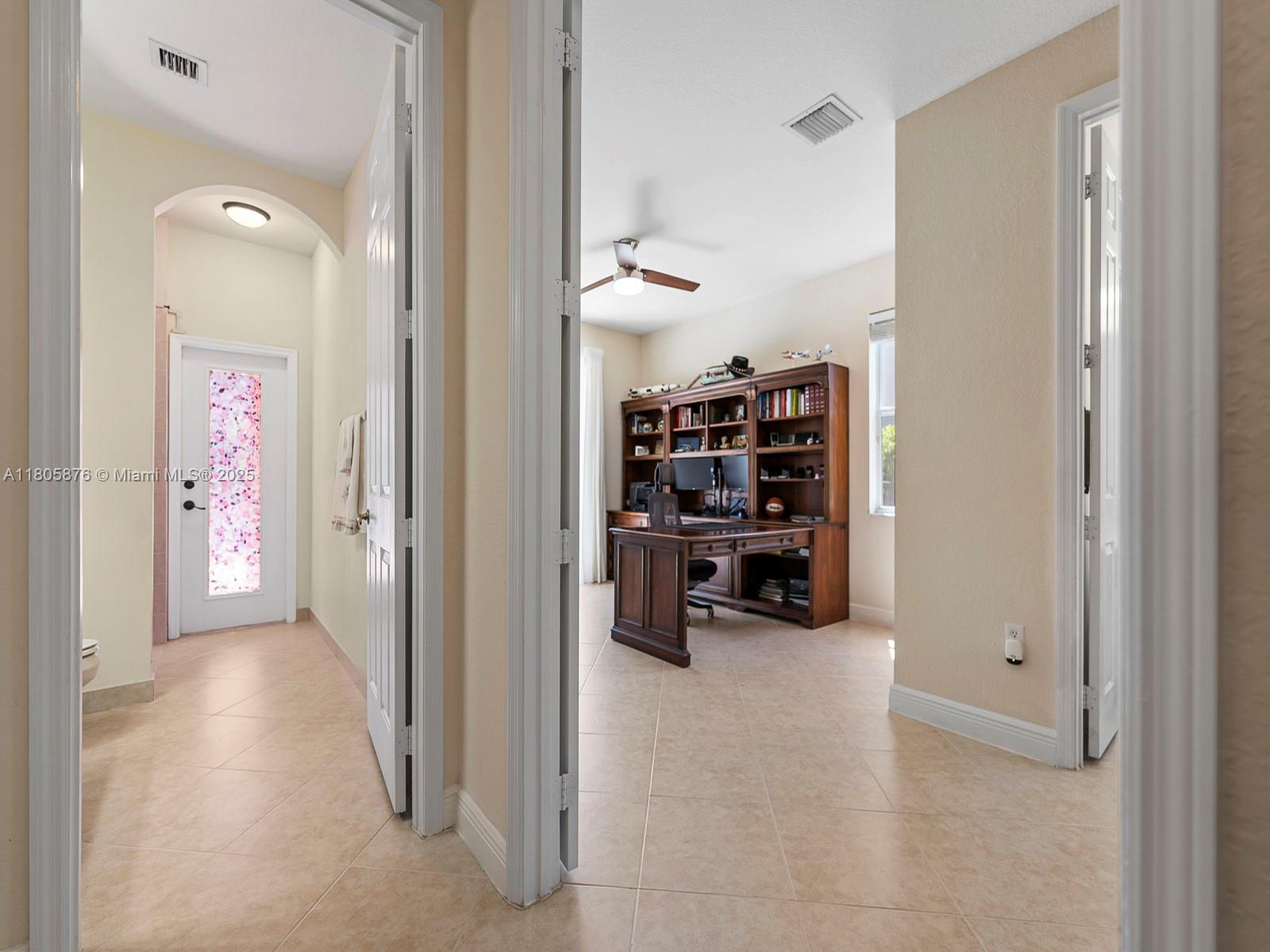 Weston, Florida, 33332, United States, 5 Bedrooms Bedrooms, ,5 BathroomsBathrooms,Residential,For Sale,1826480