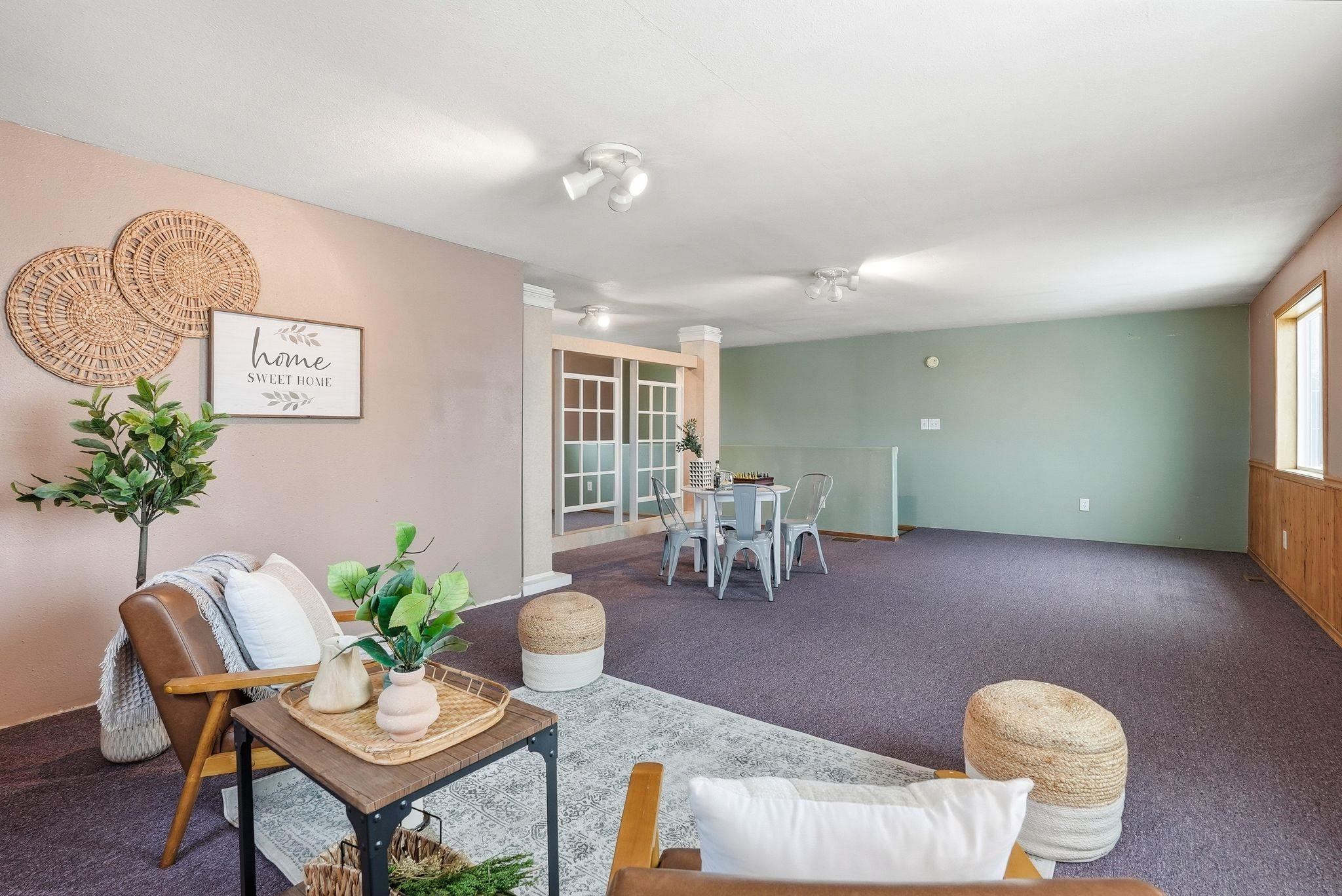 Greenacres, Washington, 99016, United States, 5 Bedrooms Bedrooms, ,2 BathroomsBathrooms,Residential,For Sale,2001748