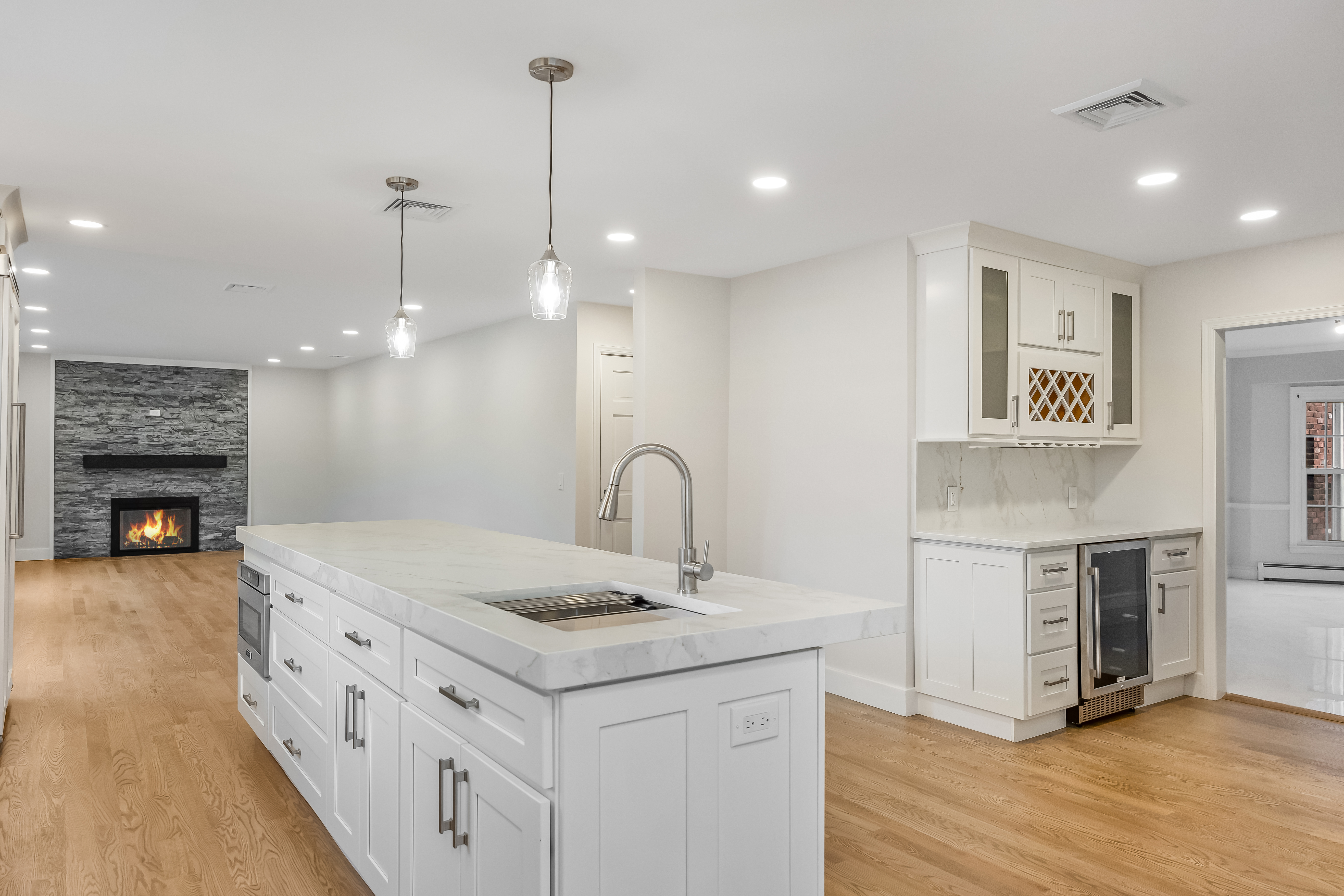 Brookville, New York, 11545, United States, 6 Bedrooms Bedrooms, ,7 BathroomsBathrooms,Residential,For Sale,2010042