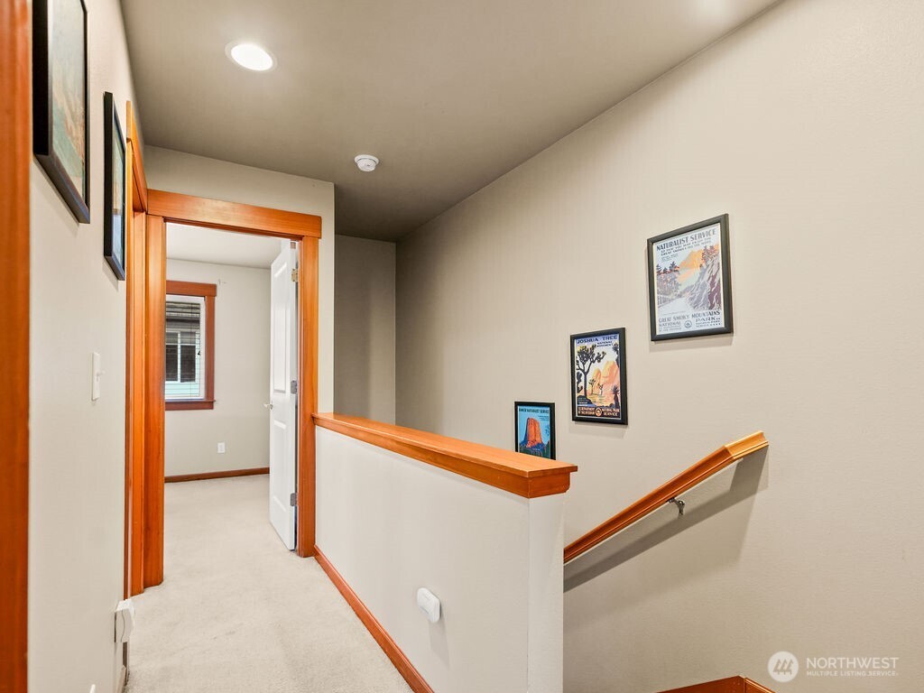 Seattle, Washington, 98144, United States, 2 Bedrooms Bedrooms, ,2 BathroomsBathrooms,Residential,For Sale,1987312