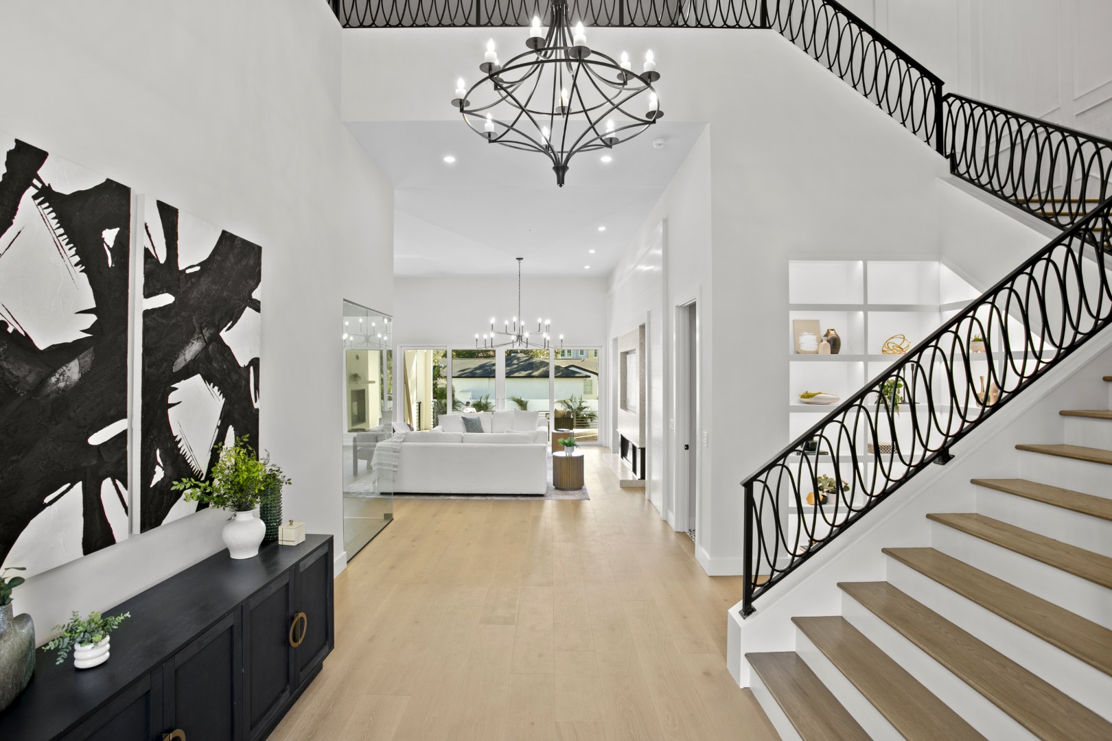 Tampa, Florida, 33629, United States, 5 Bedrooms Bedrooms, ,7 BathroomsBathrooms,Residential,For Sale,1993853