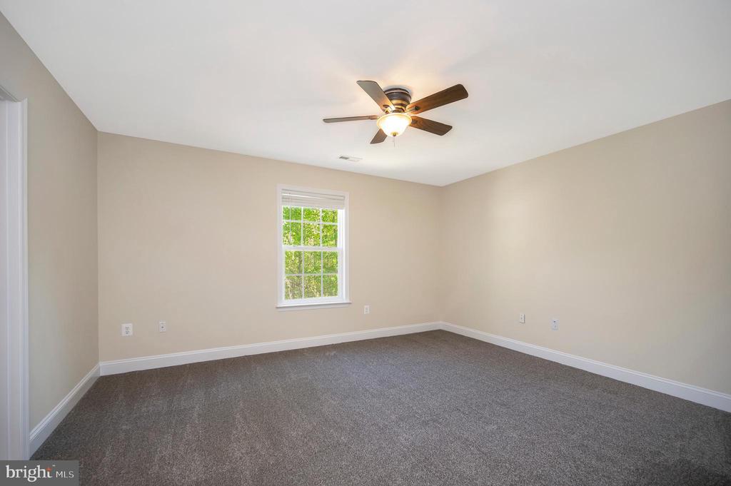 Stafford, Virginia, 22554, United States, 5 Bedrooms Bedrooms, ,5 BathroomsBathrooms,Residential,For Sale,2047982