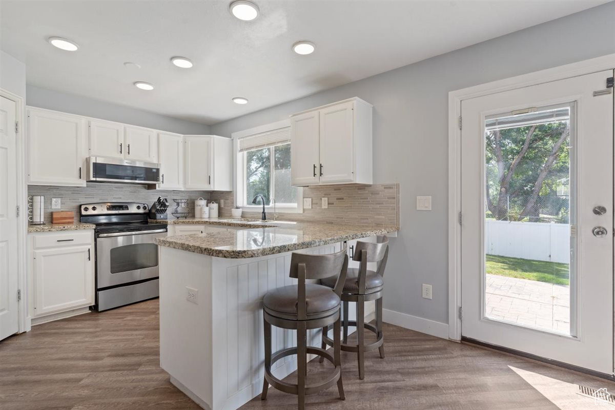Kaysville, Utah, 84037, United States, 4 Bedrooms Bedrooms, ,3 BathroomsBathrooms,Residential,For Sale,1941718