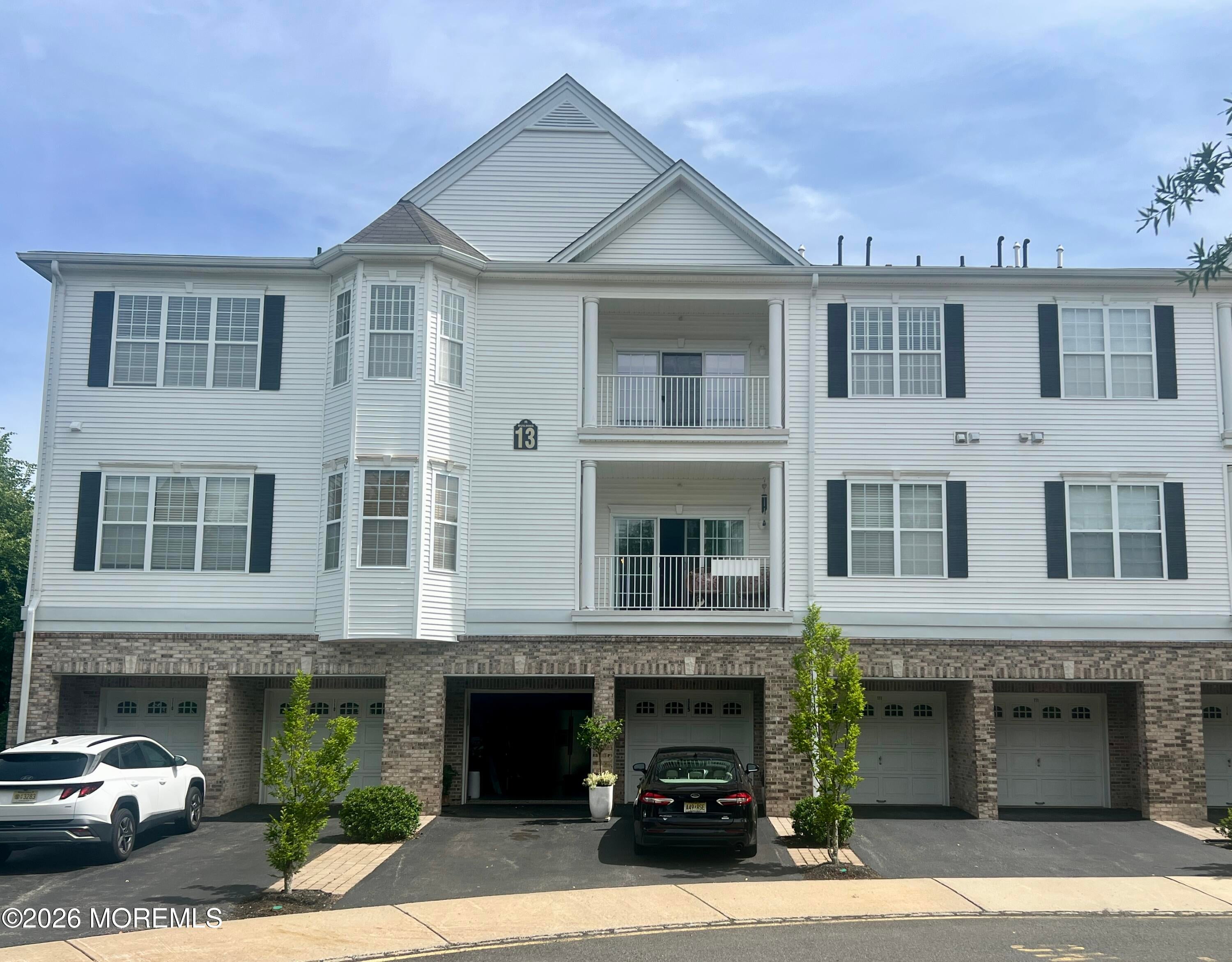 Morganville, New Jersey, 07751, United States, 3 Bedrooms Bedrooms, ,2 BathroomsBathrooms,Residential,For Sale,2048726