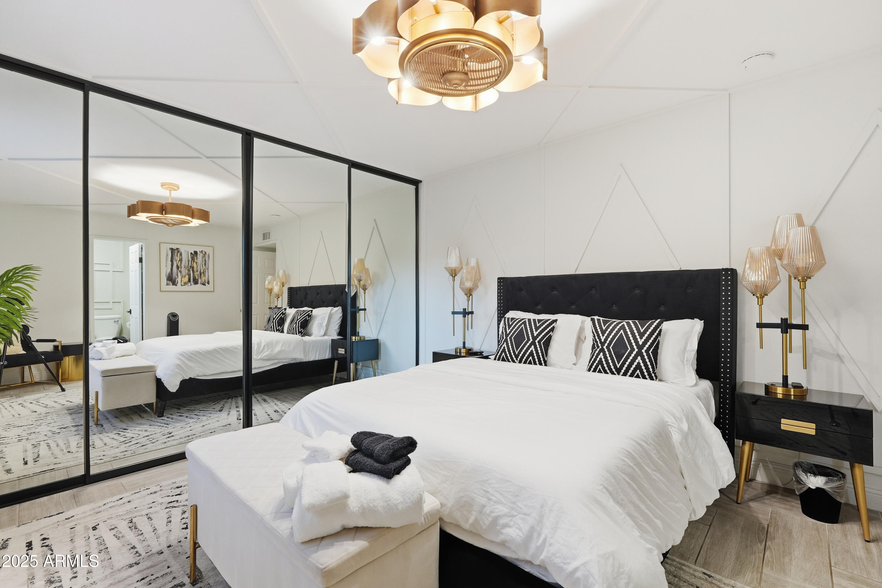 Scottsdale, Arizona, 85251, United States, 4 Bedrooms Bedrooms, ,2 BathroomsBathrooms,Residential,For Sale,2001861