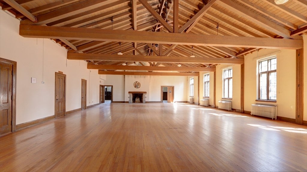 Geneva, New York, 14456, United States, 4 Bedrooms Bedrooms, ,3 BathroomsBathrooms,Residential,For Sale,1901149