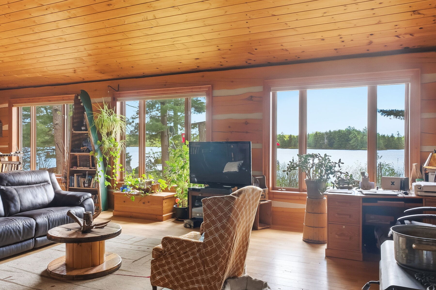  Meadow Lake Log Home - 物件實景