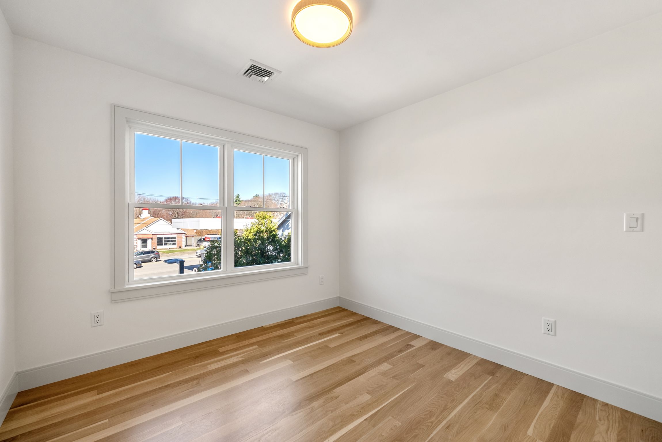  6-8 South, Stoneham, MA, 02180 - 物件實景