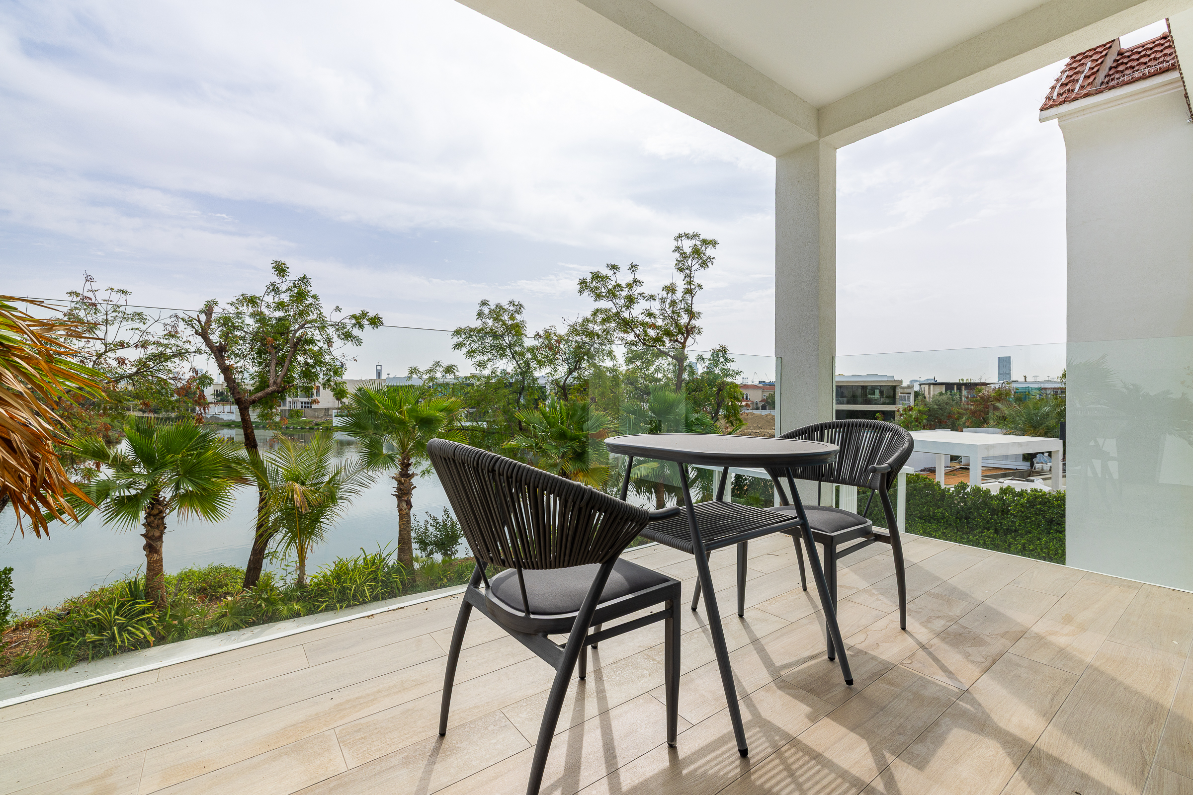  Exquisite Fully Furnished Lakefront Villa in Jumeirah Islands - 物件實景