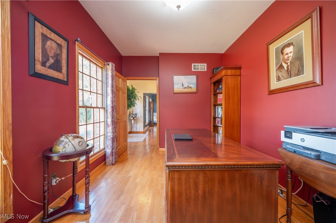 New Waterford, Ohio, 44445, United States, 4 Bedrooms Bedrooms, ,4 BathroomsBathrooms,Residential,For Sale,1931014