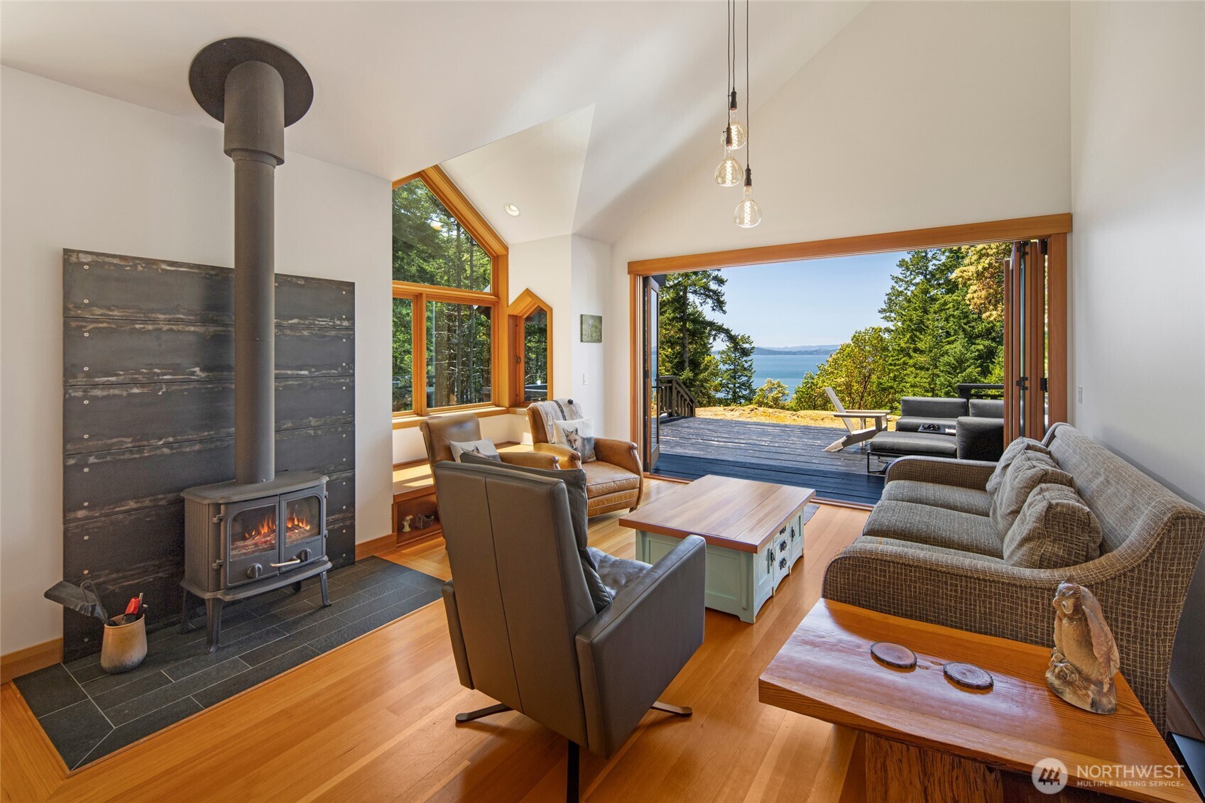 Friday Harbor, Washington, 98250, United States, 2 Bedrooms Bedrooms, ,2 BathroomsBathrooms,Residential,For Sale,1850093