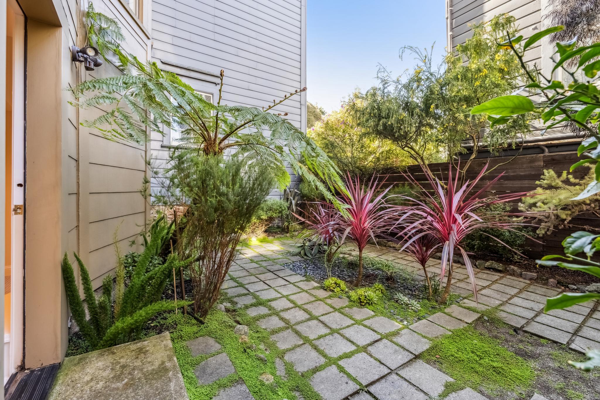  Grand  Edwardian Opportunity - 物件實景