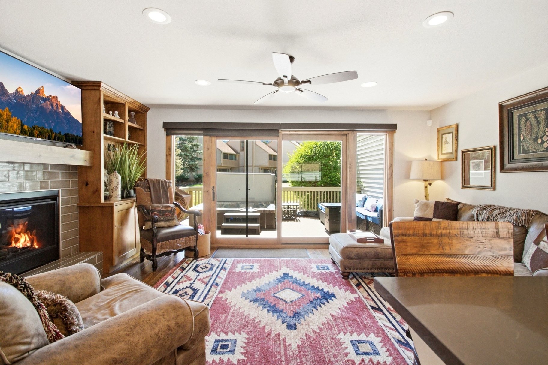  Nicely Updated Racquet Club Townhouse - 物件實景