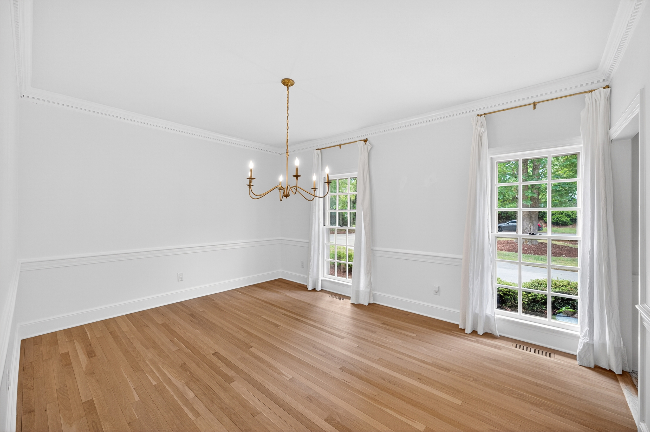  1901 Aurora Drive, Raleigh, NC, 27615 - 物件實景