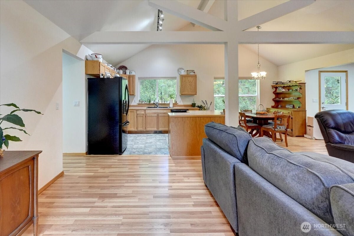 Port Orchard, Washington, 98367, United States, 3 Bedrooms Bedrooms, ,2 BathroomsBathrooms,Residential,For Sale,1828353