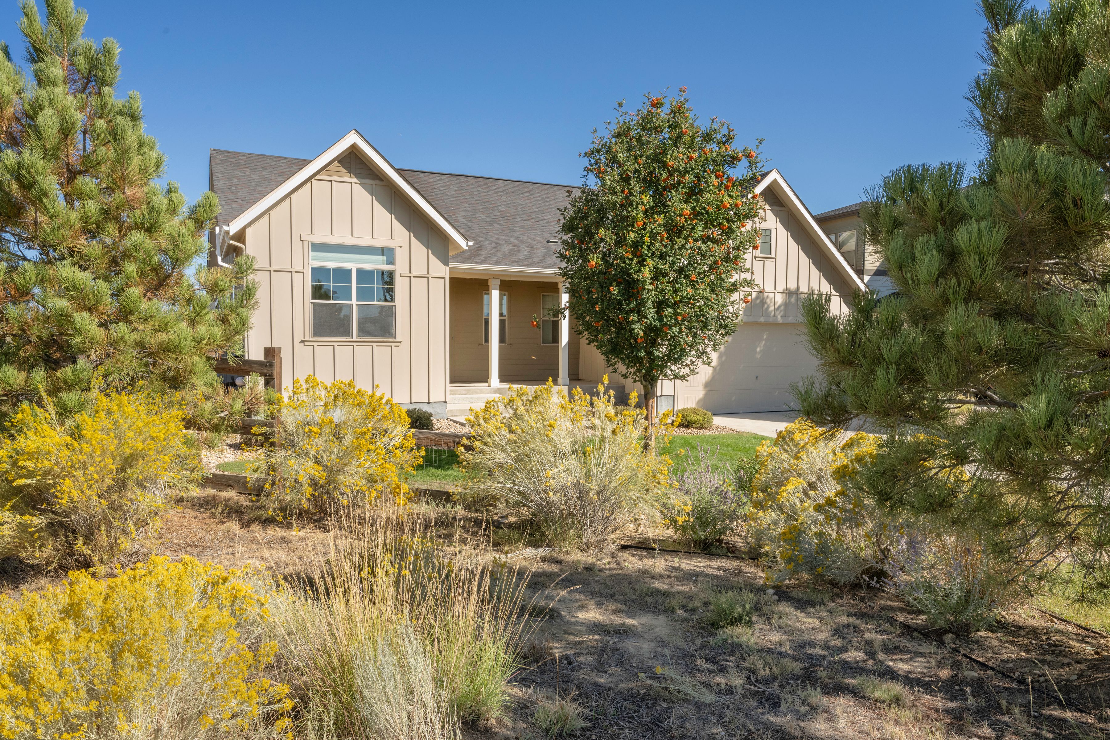  Spacious Ranch-Style Home Ideally Situated on a Cul-de-Sac - 物件實景