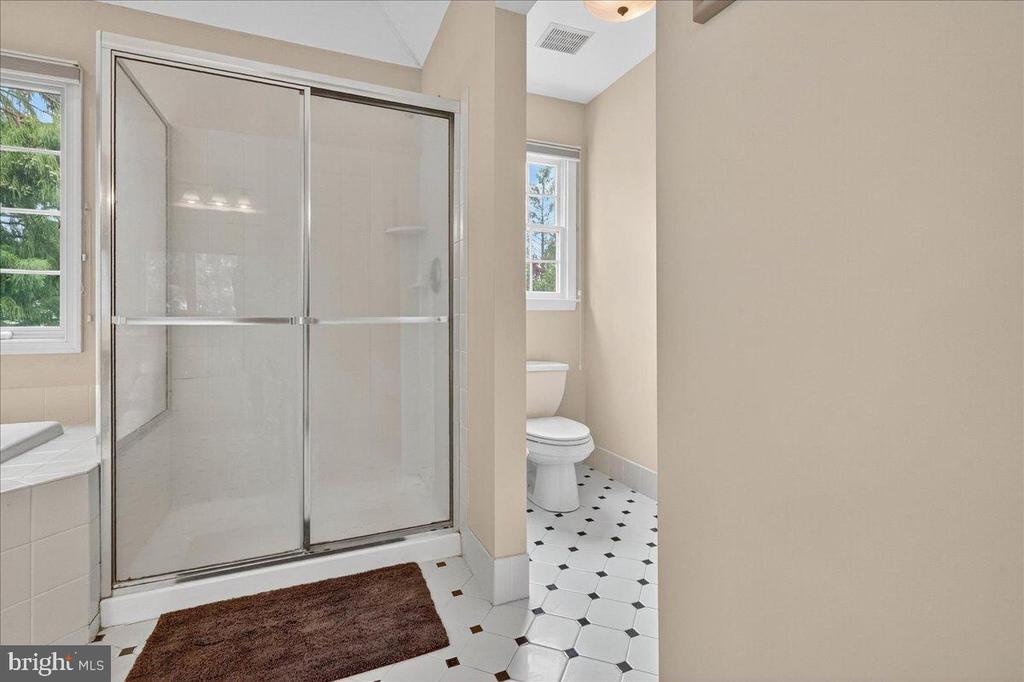 Collegeville, Pennsylvania, 19426, United States, 4 Bedrooms Bedrooms, ,3 BathroomsBathrooms,Residential,For Sale,1926055