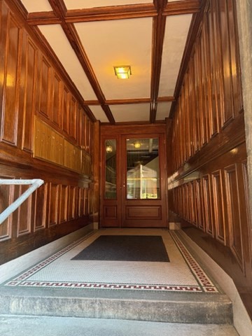 Cambridge, Massachusetts, 02138, United States, 2 Bedrooms Bedrooms, ,2 BathroomsBathrooms,Residential,For Sale,1934518