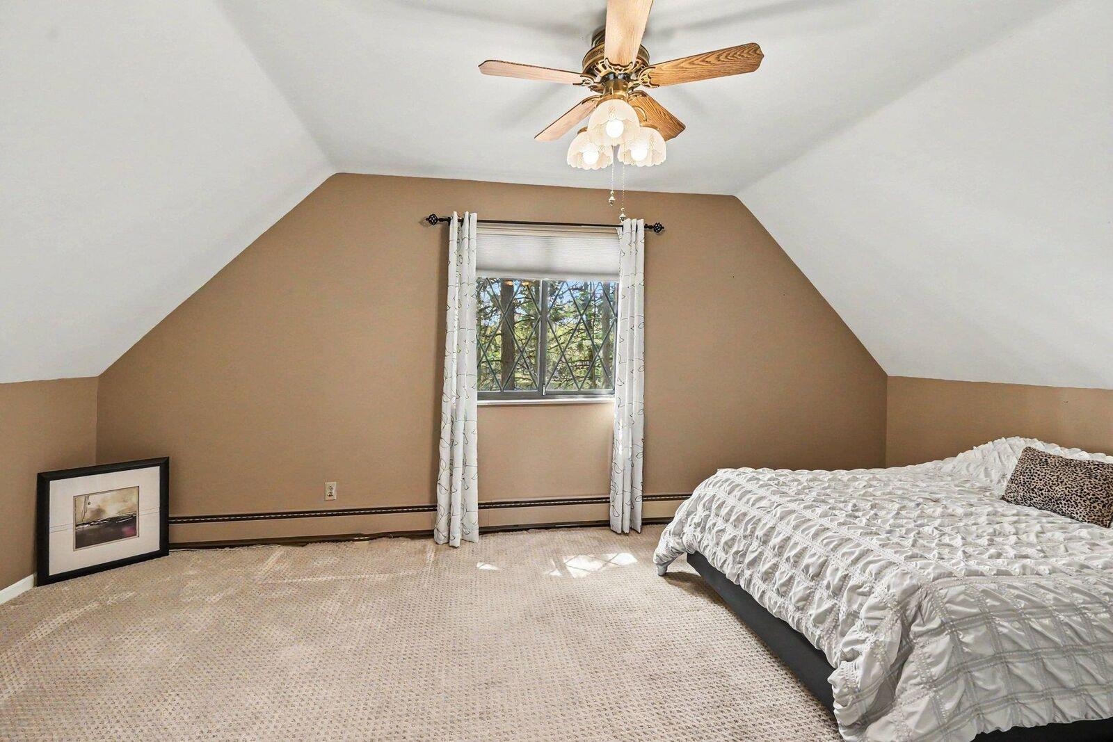 Harrison, Michigan, 48625, United States, 4 Bedrooms Bedrooms, ,2 BathroomsBathrooms,Residential,For Sale,2048024